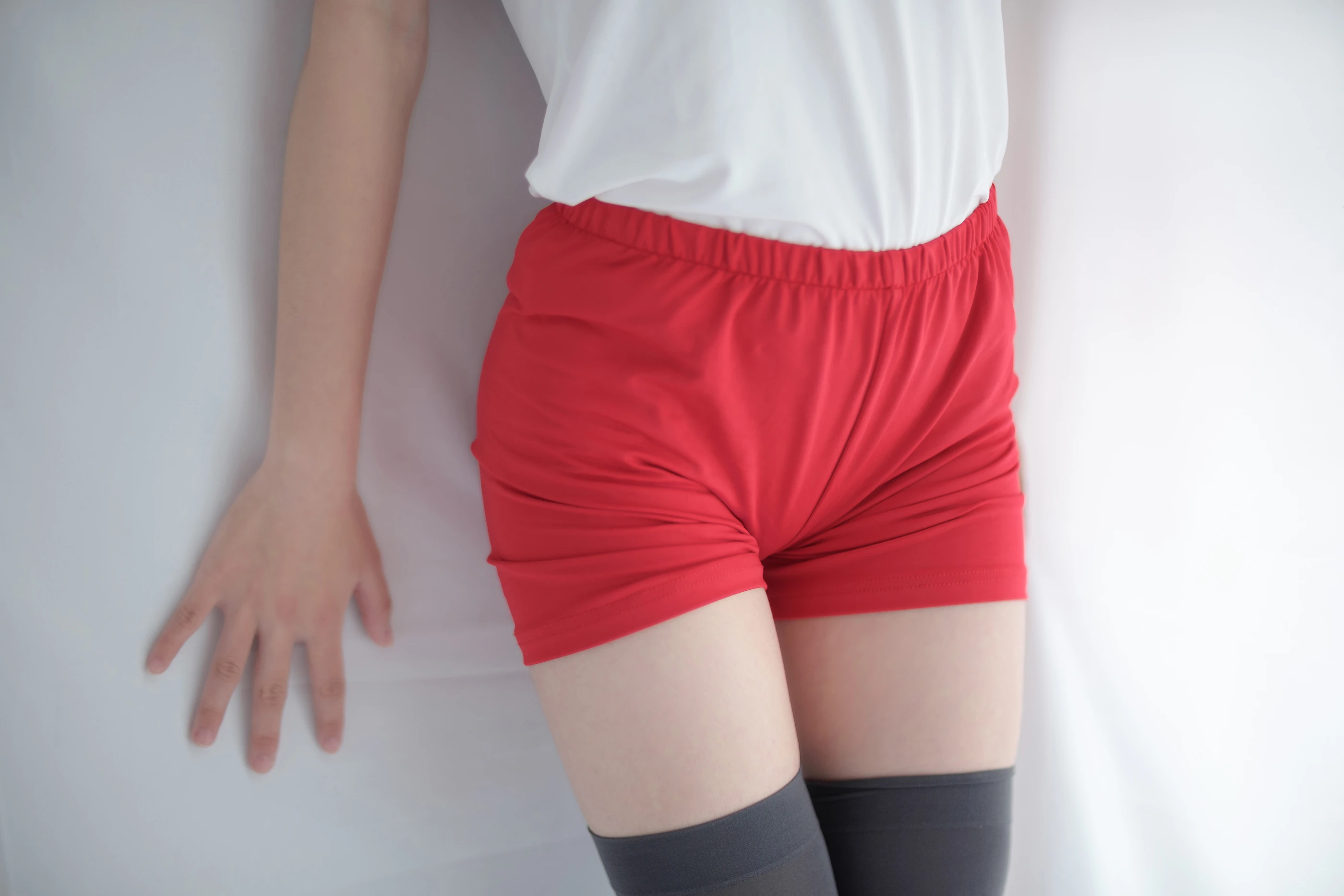 森萝财团 R15-024 [57P]插图5